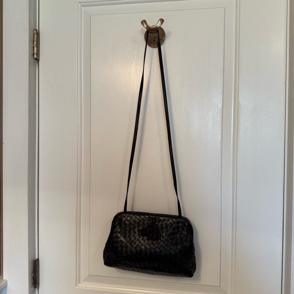 MEYERS USA CROSSBODY BAG BLACK LEATHER WOVEN BASKET WEAVE VINTAGE KISSLOCK HINGE - Picture 3 of 16